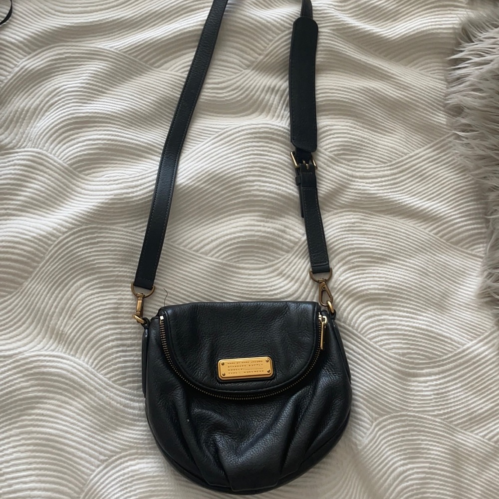 black Marc Jacobs crossbody